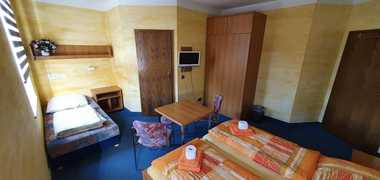 Alte Post Zu Stetzsch Hotel Dresda Exterior foto