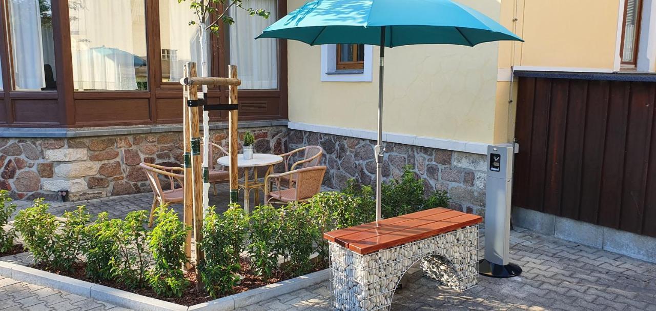 Alte Post Zu Stetzsch Hotel Dresda Exterior foto